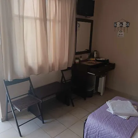 Giotas 2 Konukevi Khórto