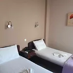 بيت ضيافة Giotas 2 خورتو